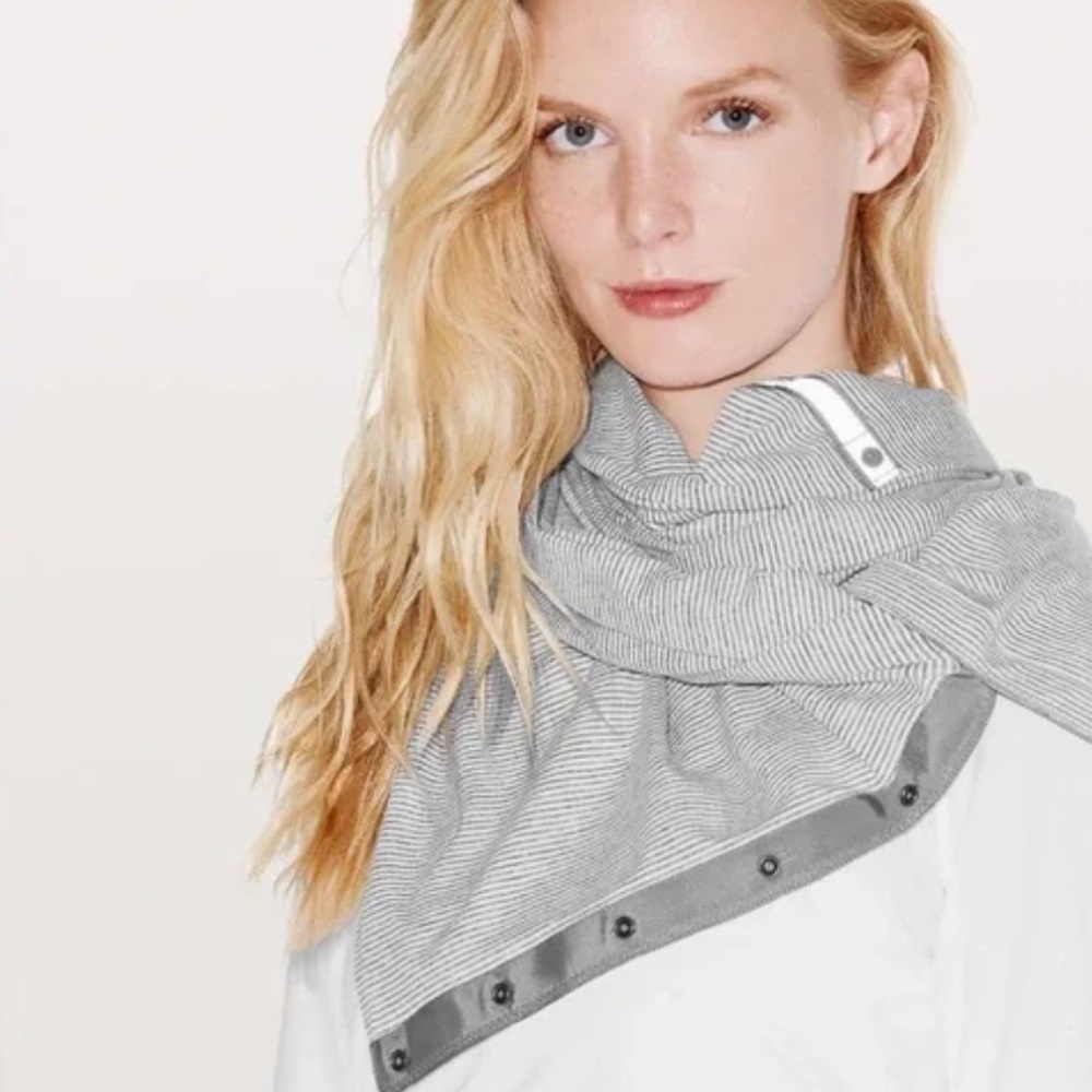 Multiuse Lululemon Scarf
